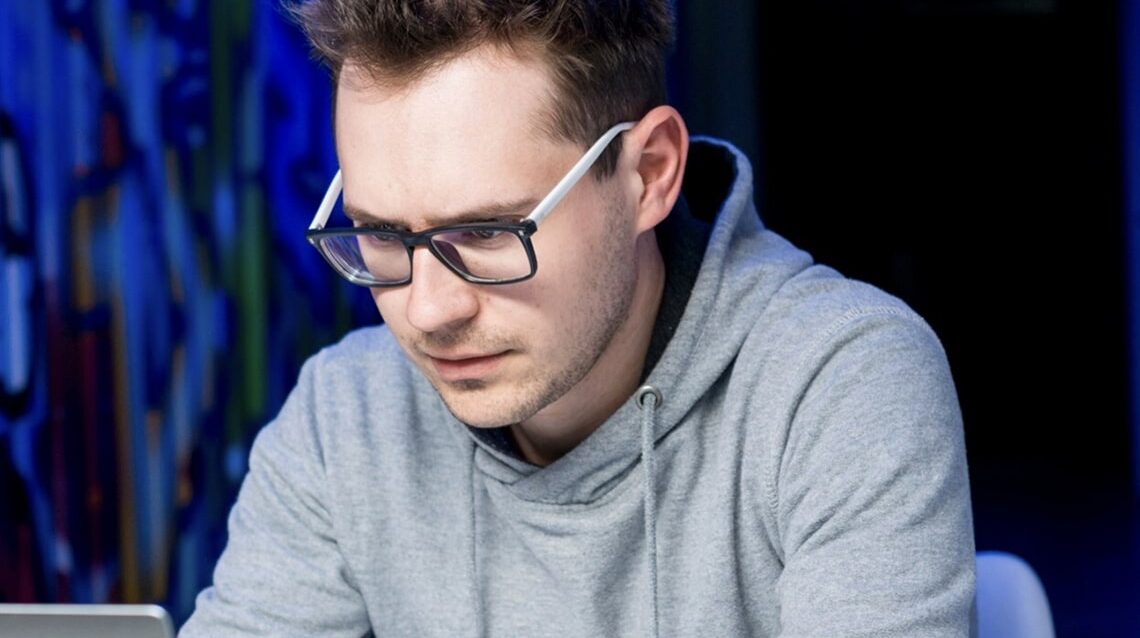 examination-sample-microscope-laboratory 2-min